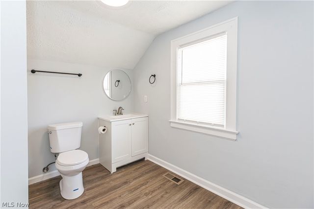 586 Brittain Road, Akron, OH 44305