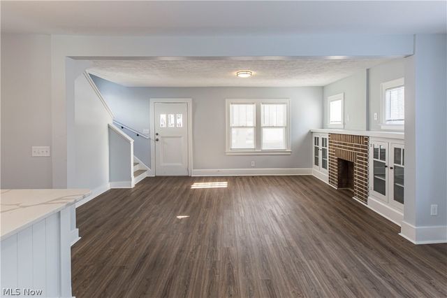586 Brittain Road, Akron, OH 44305