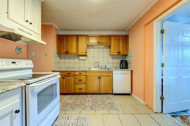 1436 Telegraph Road, St Louis, MO 63125