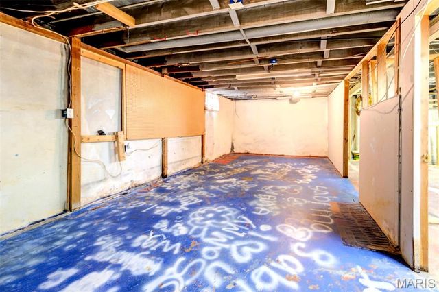 1436 Telegraph Road, St Louis, MO 63125