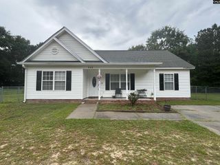 548 Eskie Dixon Road, Elgin, SC 29045