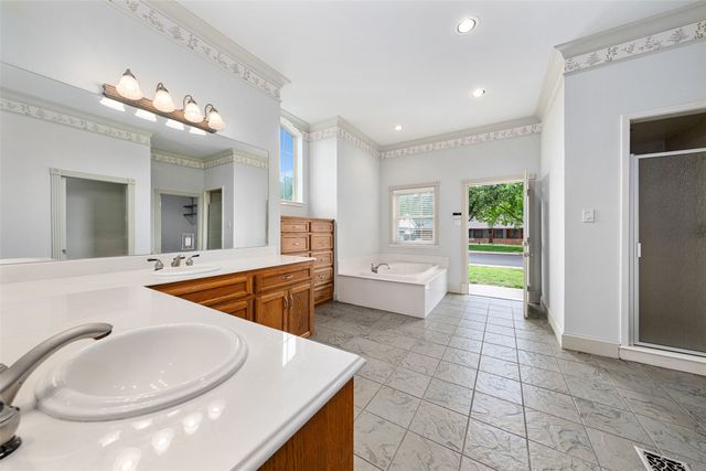 1513 Canyon Oaks Drive, Irving, TX 75061