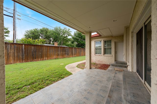 1513 Canyon Oaks Drive, Irving, TX 75061