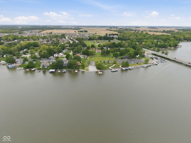 115 Morse Landing Drive, Cicero, IN 46034