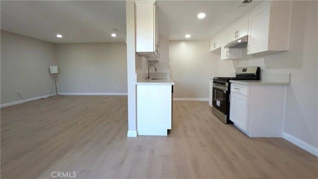317 S Almansor 9, Alhambra, CA 91801