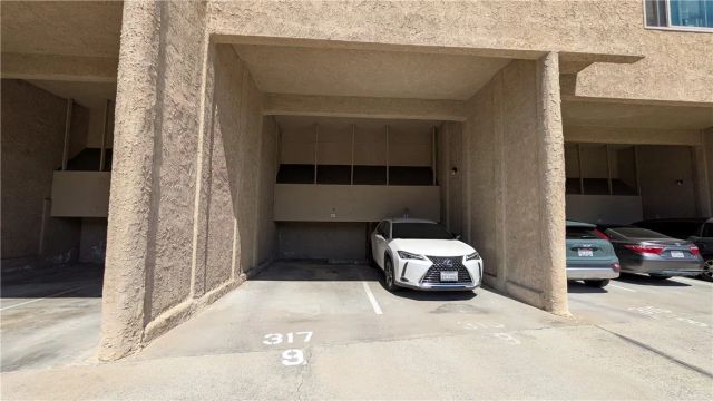 317 S Almansor 9, Alhambra, CA 91801
