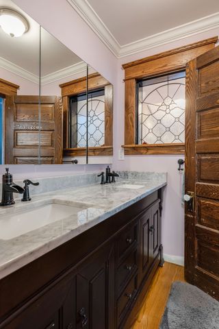 1715 Cedar Ln, Nashville, TN 37212