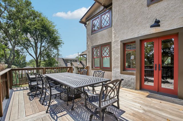 1715 Cedar Ln, Nashville, TN 37212