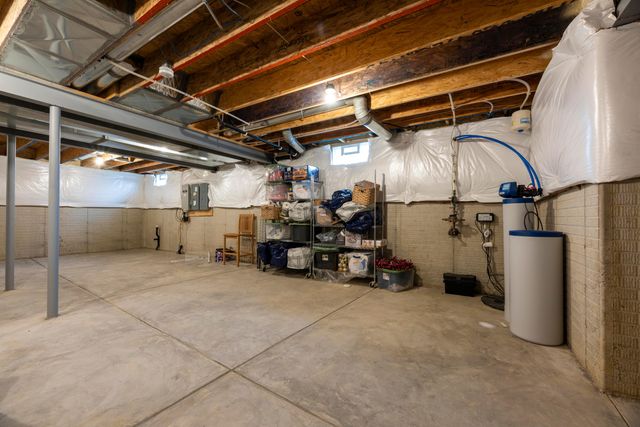 9261 Pickens Drive, Blacklick, OH 43004