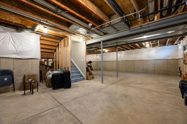 9261 Pickens Drive, Blacklick, OH 43004