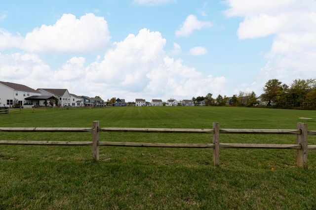 9261 Pickens Drive, Blacklick, OH 43004