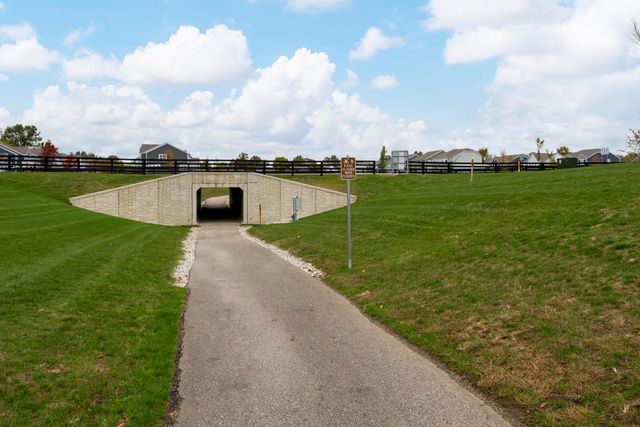 9261 Pickens Drive, Blacklick, OH 43004