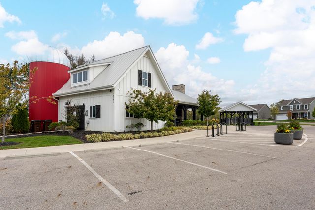 9261 Pickens Drive, Blacklick, OH 43004