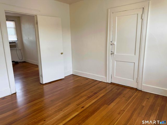 31 Lucy Street 3, Woodbridge, CT 06525