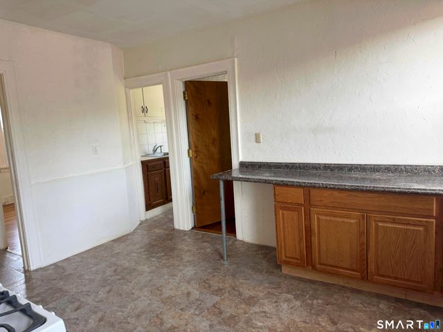 31 Lucy Street 3, Woodbridge, CT 06525