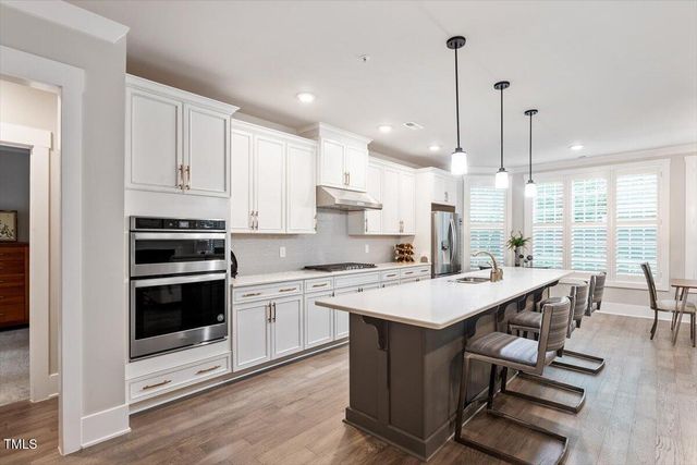 10310 Sablewood Drive 115, Raleigh, NC 27617