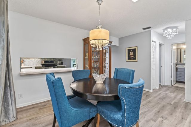 13289 Touchstone Place, Palm Beach Gardens, FL 33418