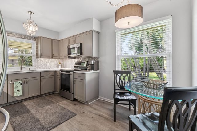 13289 Touchstone Place, Palm Beach Gardens, FL 33418