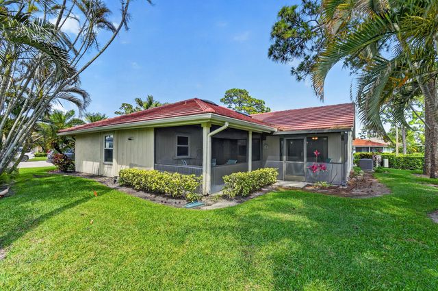 13289 Touchstone Place, Palm Beach Gardens, FL 33418