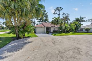 13289 Touchstone Place, Palm Beach Gardens, FL 33418