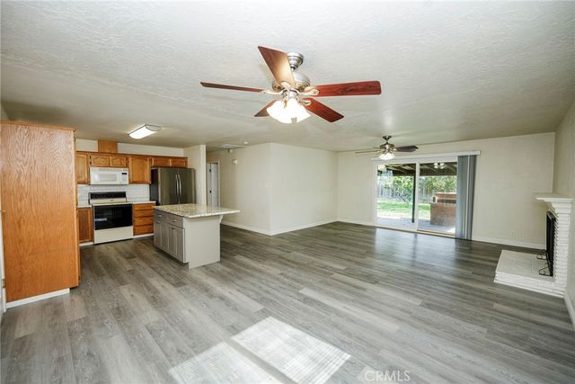 2246 First Street, Atwater, CA 95301