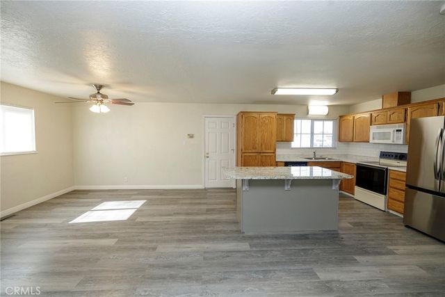 2246 First Street, Atwater, CA 95301