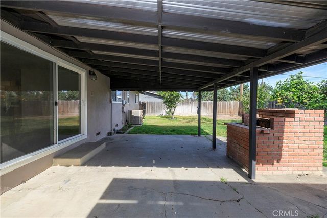 2246 First Street, Atwater, CA 95301