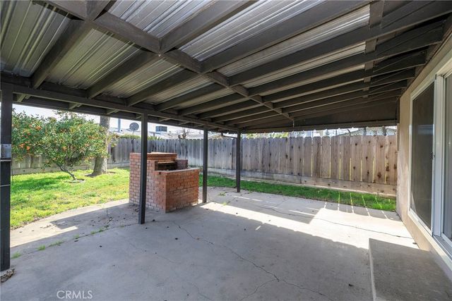 2246 First Street, Atwater, CA 95301
