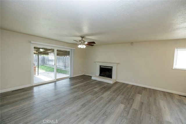 2246 First Street, Atwater, CA 95301