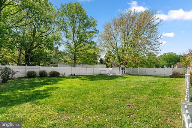 5008 LAKE CIR W, Columbia, MD 21044