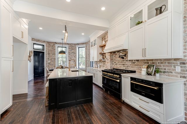 1231 S Alamo, San Antonio, TX 78210