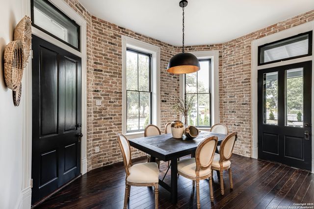 1231 S Alamo, San Antonio, TX 78210