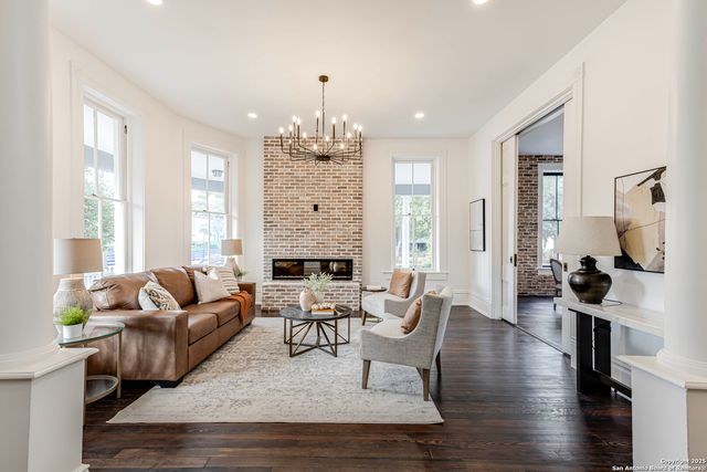 1231 S Alamo, San Antonio, TX 78210