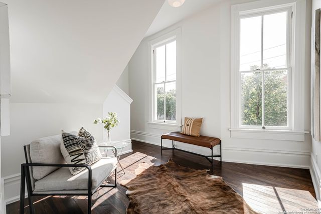 1231 S Alamo, San Antonio, TX 78210