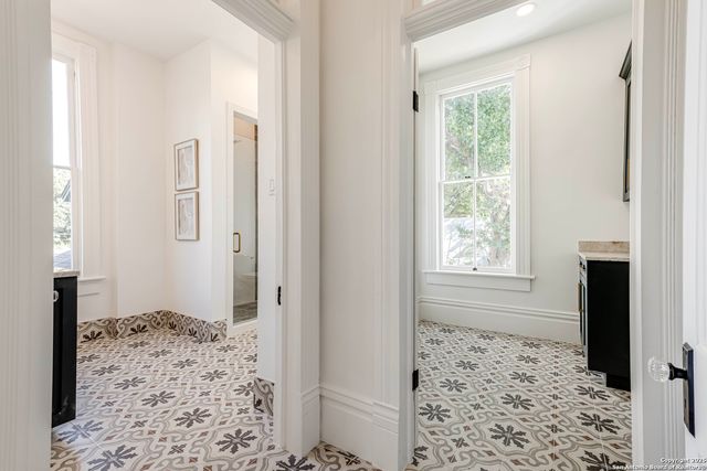 1231 S Alamo, San Antonio, TX 78210