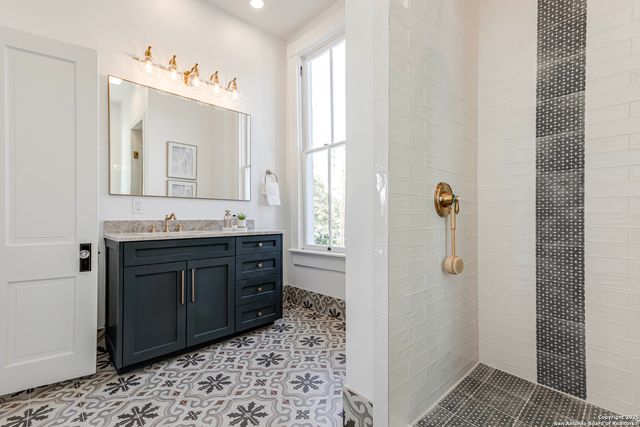 1231 S Alamo, San Antonio, TX 78210