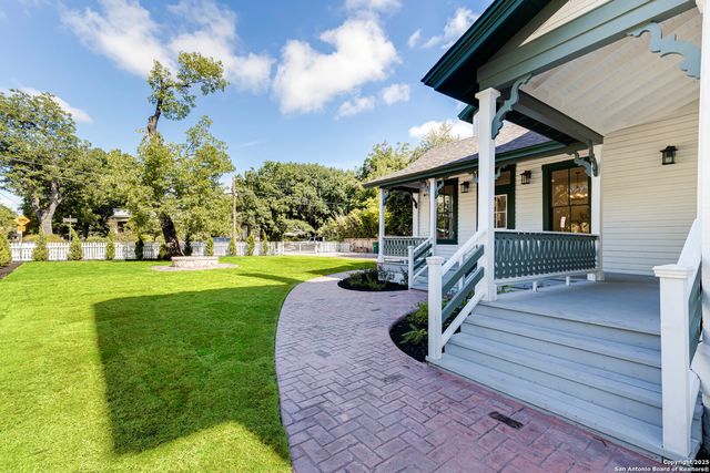 1231 S Alamo, San Antonio, TX 78210