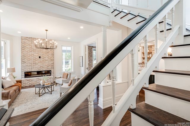 1231 S Alamo, San Antonio, TX 78210