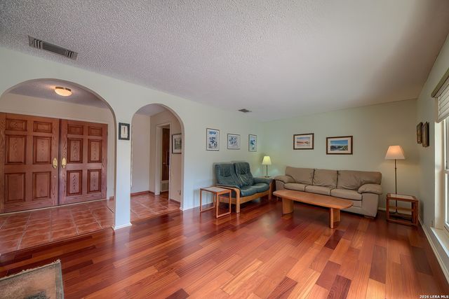 4102 Smokey Bend Way, San Antonio, TX 78217