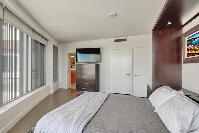 888 W E St 502, San Diego, CA 92101