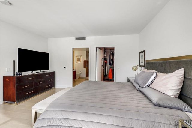 888 W E St 502, San Diego, CA 92101