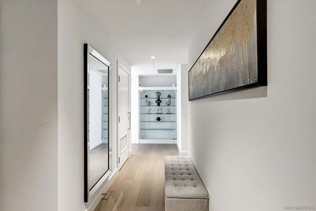 888 W E St 502, San Diego, CA 92101