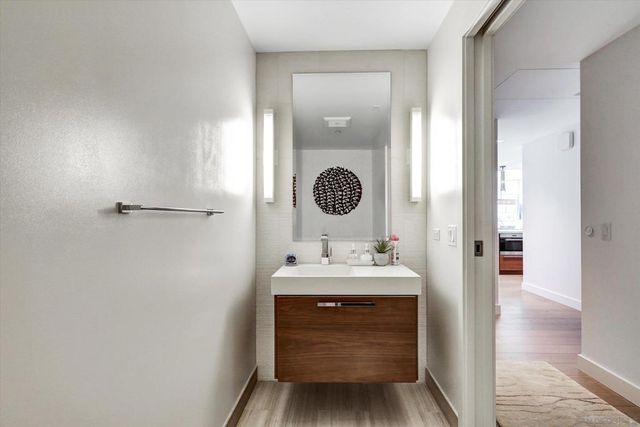 888 W E St 502, San Diego, CA 92101