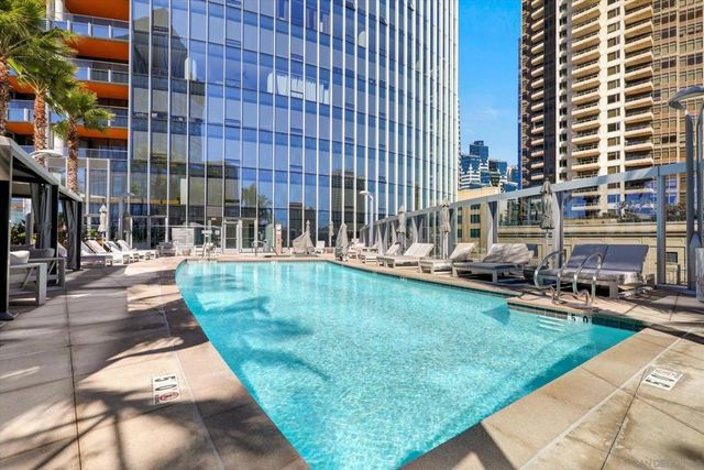 888 W E St 502, San Diego, CA 92101