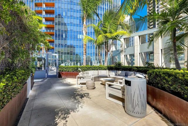 888 W E St 502, San Diego, CA 92101