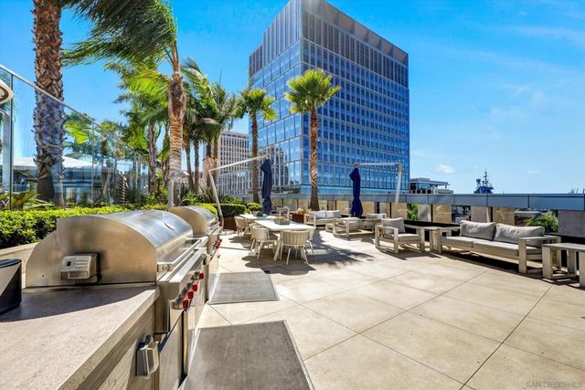 888 W E St 502, San Diego, CA 92101