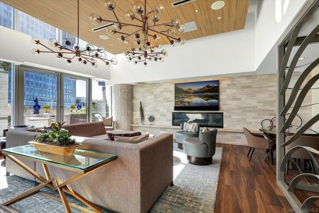 888 W E St 502, San Diego, CA 92101