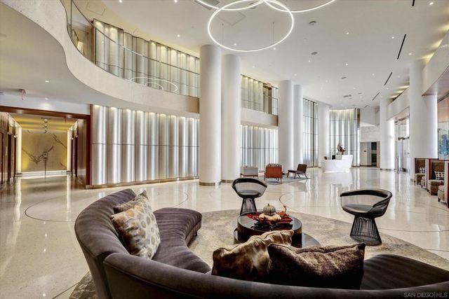 888 W E St 502, San Diego, CA 92101