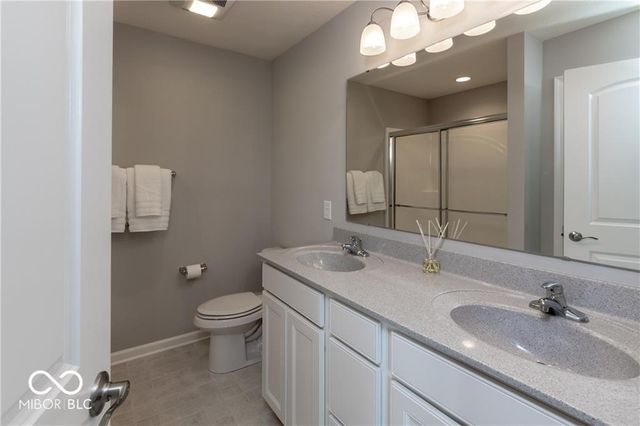 9603 Prairie Smoke Drive, Noblesville, IN 46060