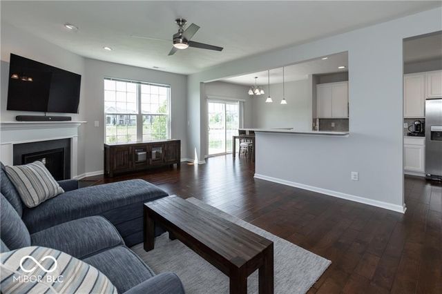 9603 Prairie Smoke Drive, Noblesville, IN 46060